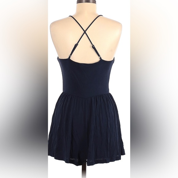 Navy romper - Picture 2 of 2